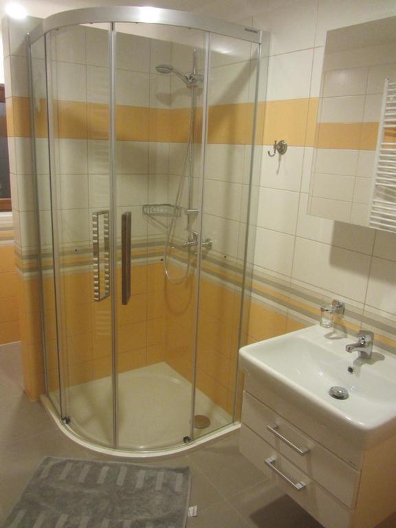 Apartmány Na náměstí Boží Dar Exteriér fotografie