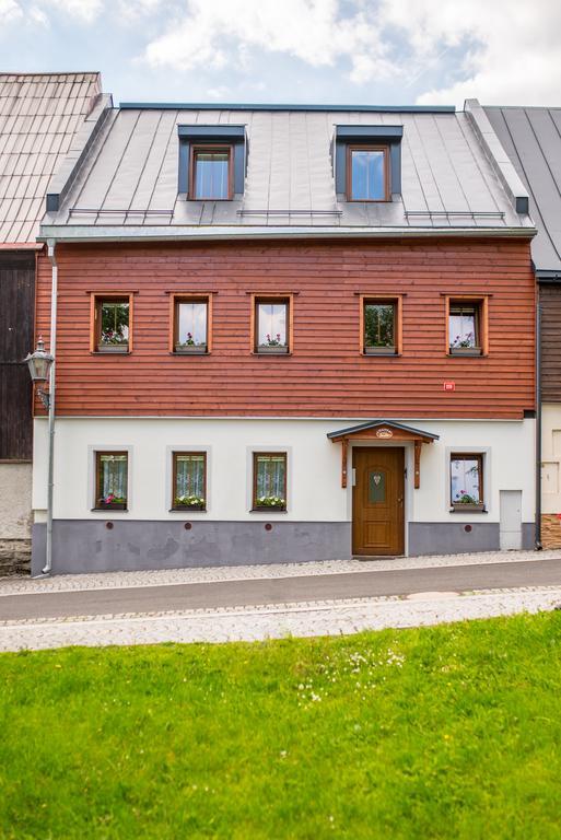 Apartmány Na náměstí Boží Dar Exteriér fotografie