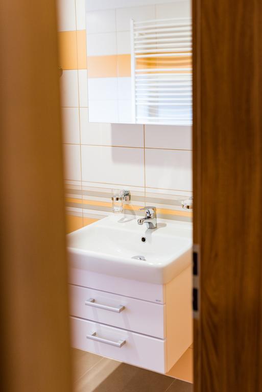Apartmány Na náměstí Boží Dar Exteriér fotografie