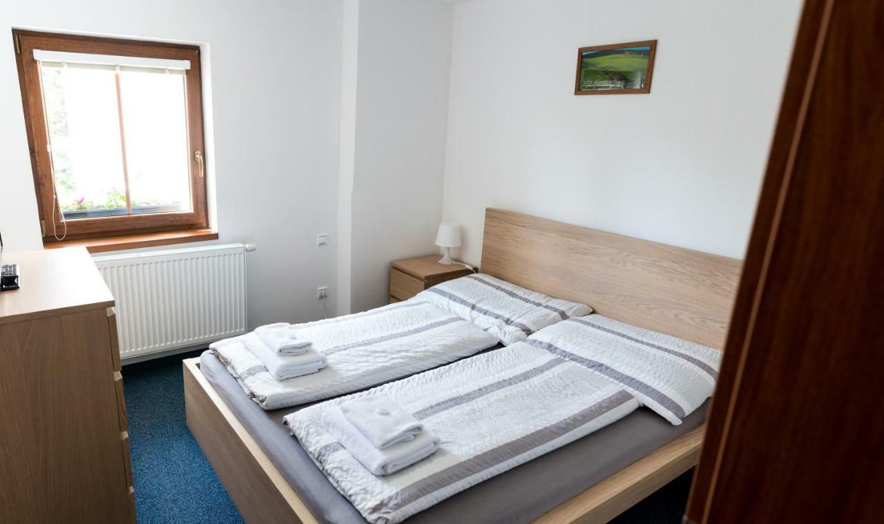 Apartmány Na náměstí Boží Dar Exteriér fotografie